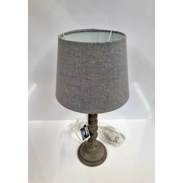 Lampa drvena sa abažurom