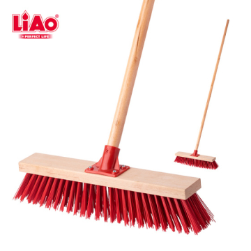 LIAO Četka za puteve i hale sa drvenom drškom